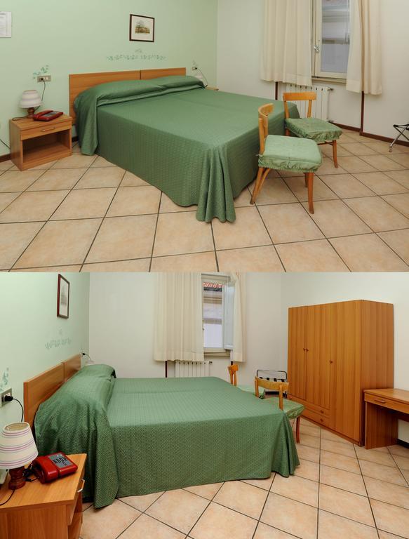Hotel Marina 몬테카티니테르메 객실 사진